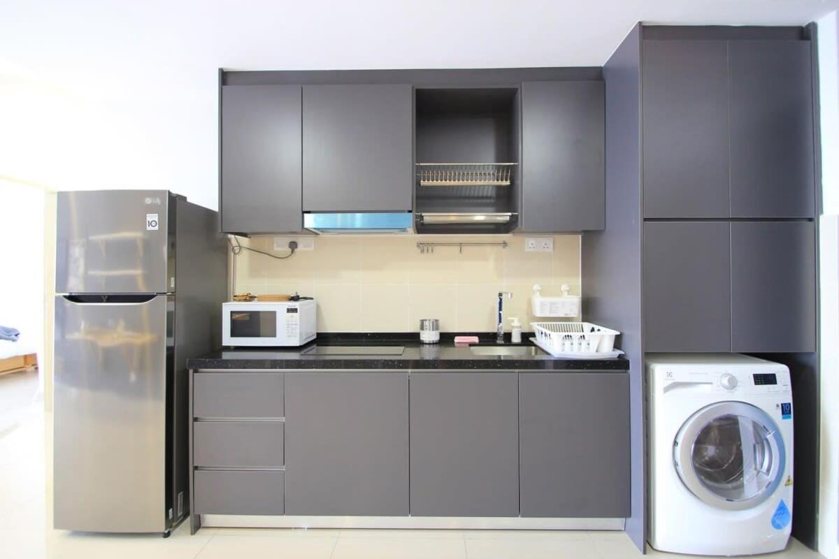 Cozy, High-Floor 2Br Apt Near Legoland Apartman Nusajaya  Kültér fotó